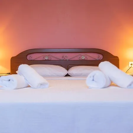 Familia House * Nea Kallikrateia